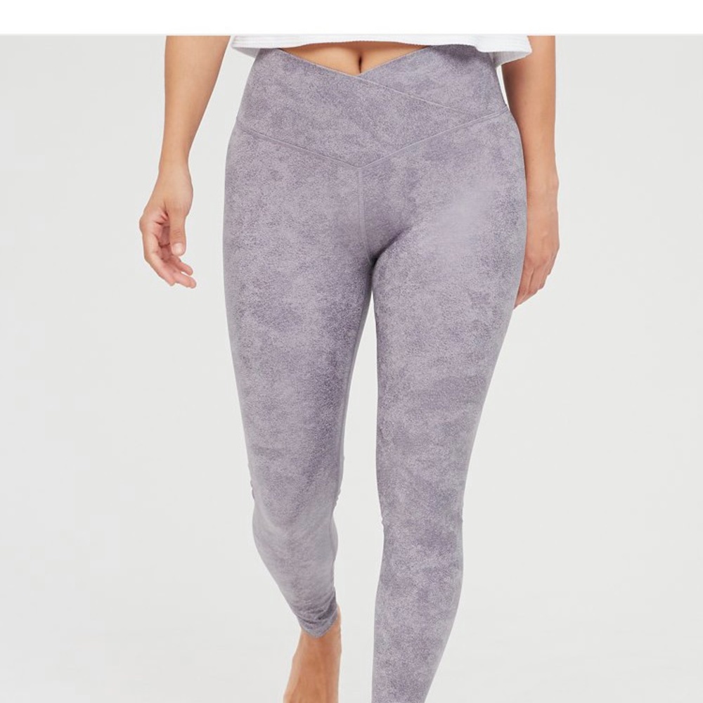 NWT offline by aerie leggings